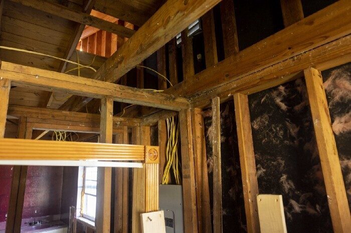 AmeriCorps Members Welcome Home Ida Impacted Family